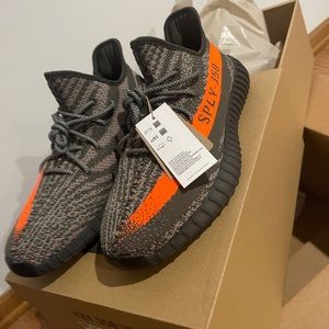 Yeezy Boost 350 V2